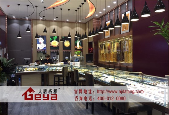 木質(zhì)珠寶展柜