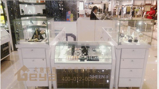 產(chǎn)品展示-sheen品牌手表專柜-南京仙林金鷹
