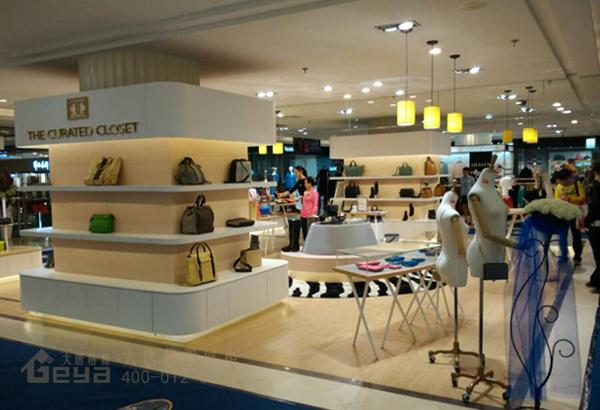 金鷹商場鞋包展示柜