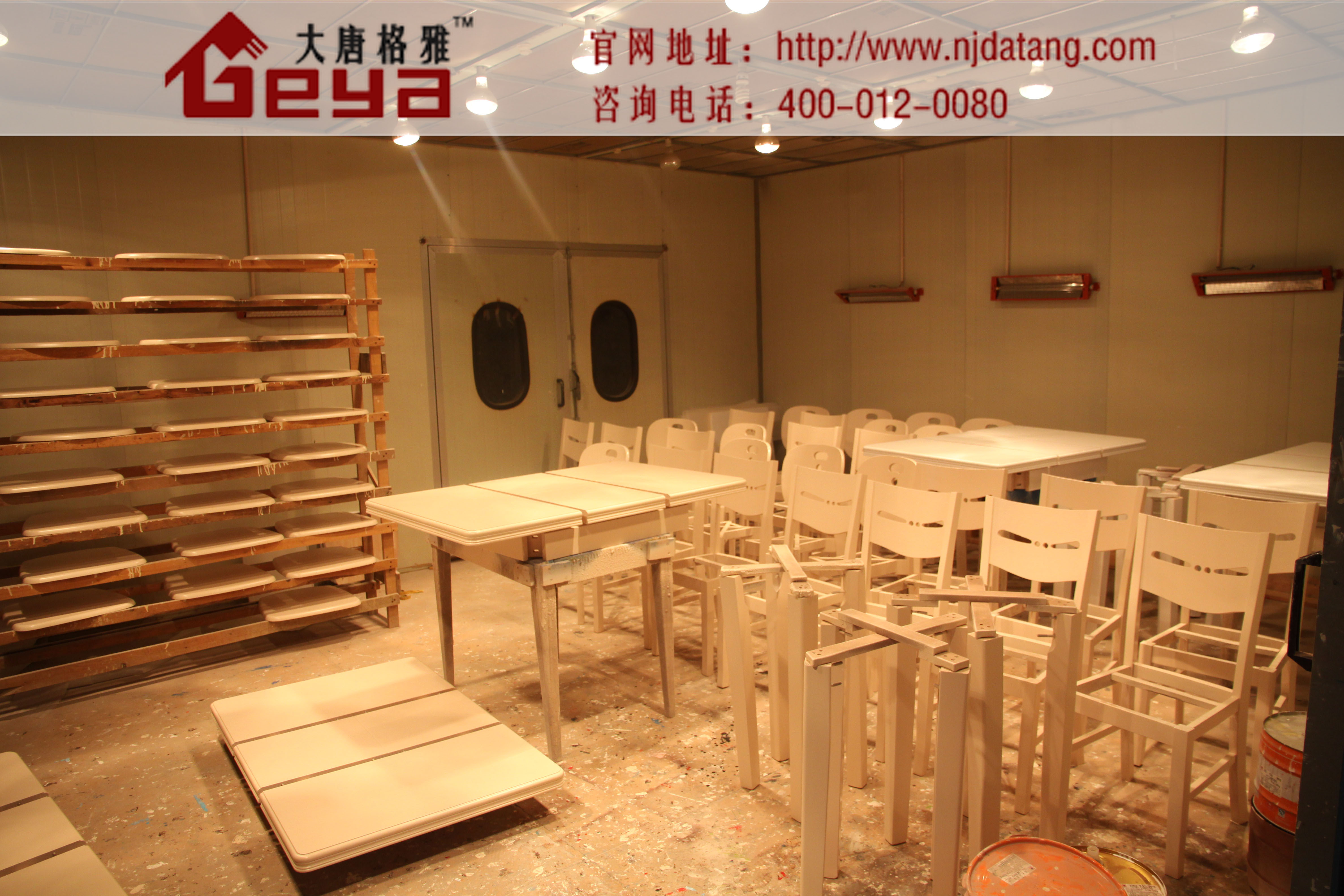 化妝品展柜,南京展柜廠,南京展柜定制廠家,南京展柜設(shè)計制作,南京大唐格雅展柜廠