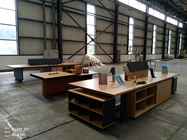 展柜定制安裝過程需要注意哪些事項？