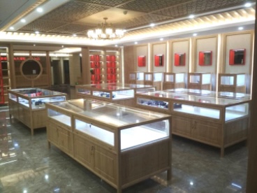 珠寶展柜的材質(zhì)與工藝有哪些？
