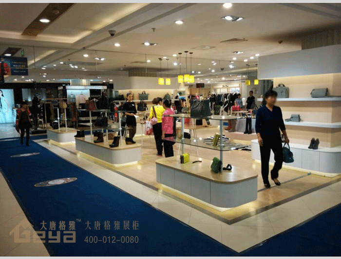 產(chǎn)品展示-金鷹國際鞋包-南京新街口