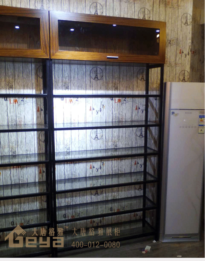 產(chǎn)品展示-化妝品鋼木貨架-南京江寧勝太路店