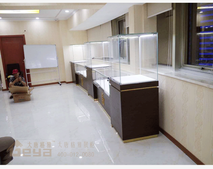 產(chǎn)品展示-天豐大廈珠寶柜展示柜