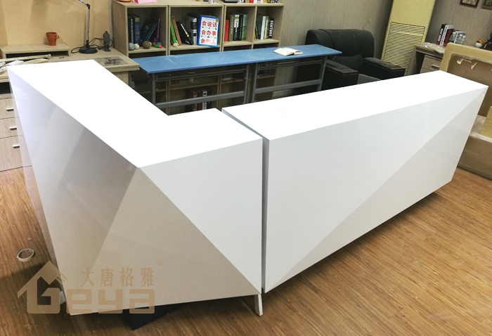 高端定制服務(wù)臺(tái) 高端定制服務(wù)臺(tái)