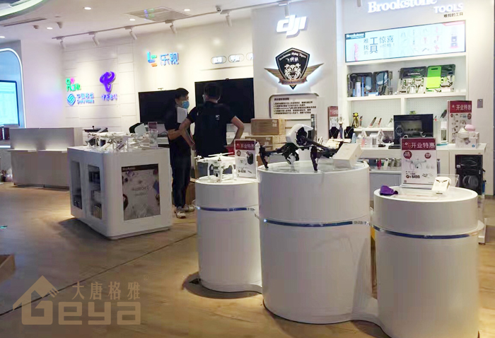 bookstones&mdash;商場展柜