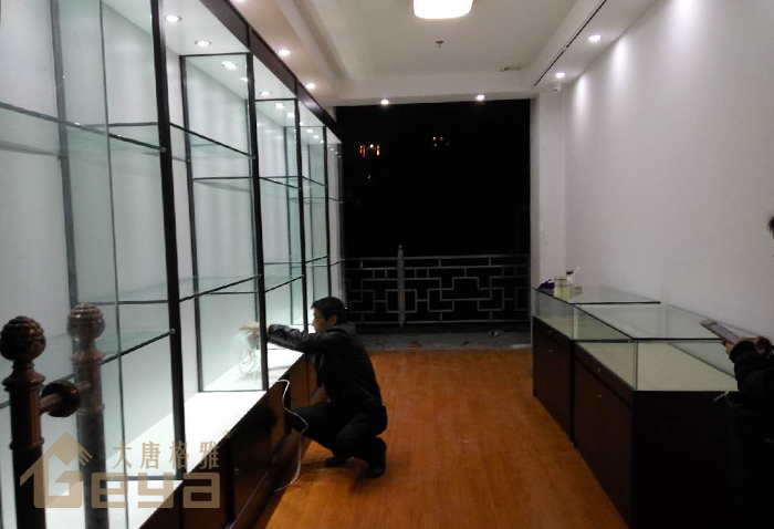 朝天宮古玩市場珠寶展柜